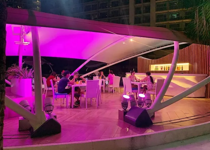 Aparthotel Azure Urban Residences Paranaque